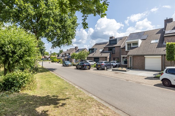Medium property photo - Hendrik Van Veldekestraat 56, 6367 SC Voerendaal